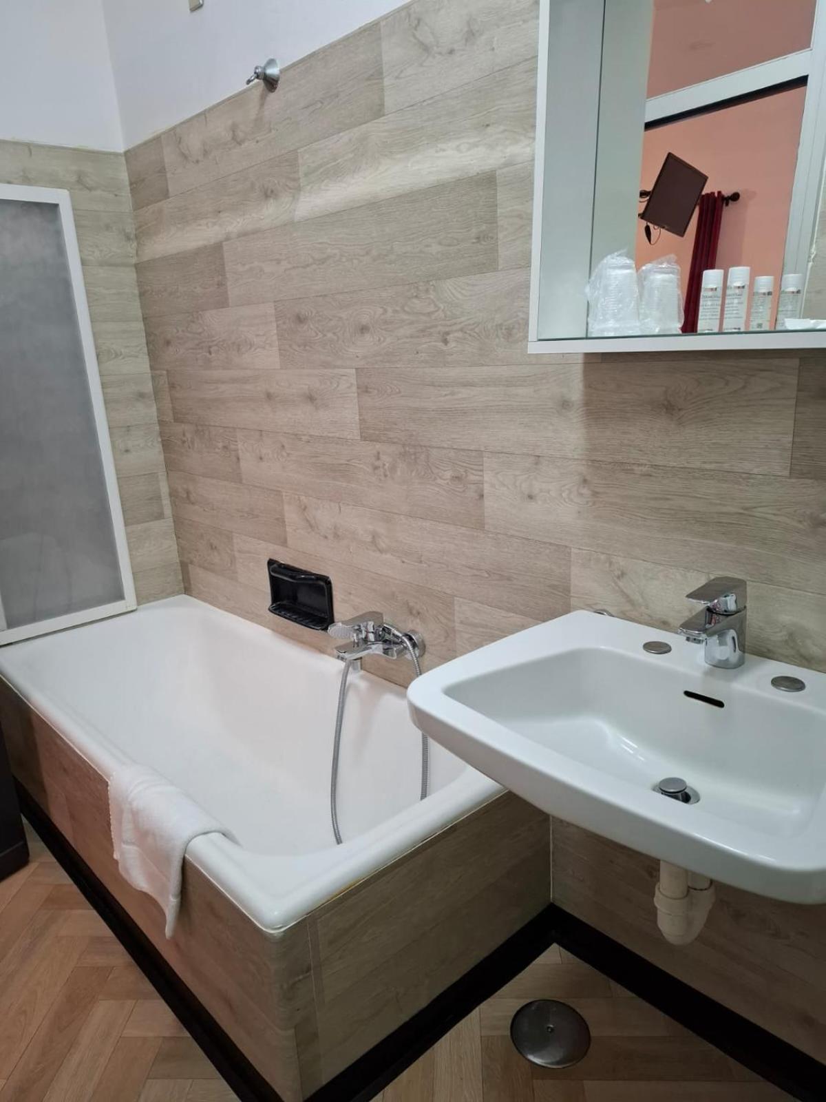 Villa Terzaghi Gorla Minore Ngoại thất bức ảnh